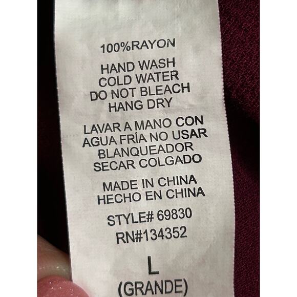 AMBIANCE Women’s Burgundy On/Off Shoulder Crop Top Sz L - Picture 9 of 9